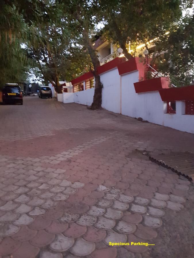 Mahābaleshwar Hotel Stone House מראה חיצוני תמונה