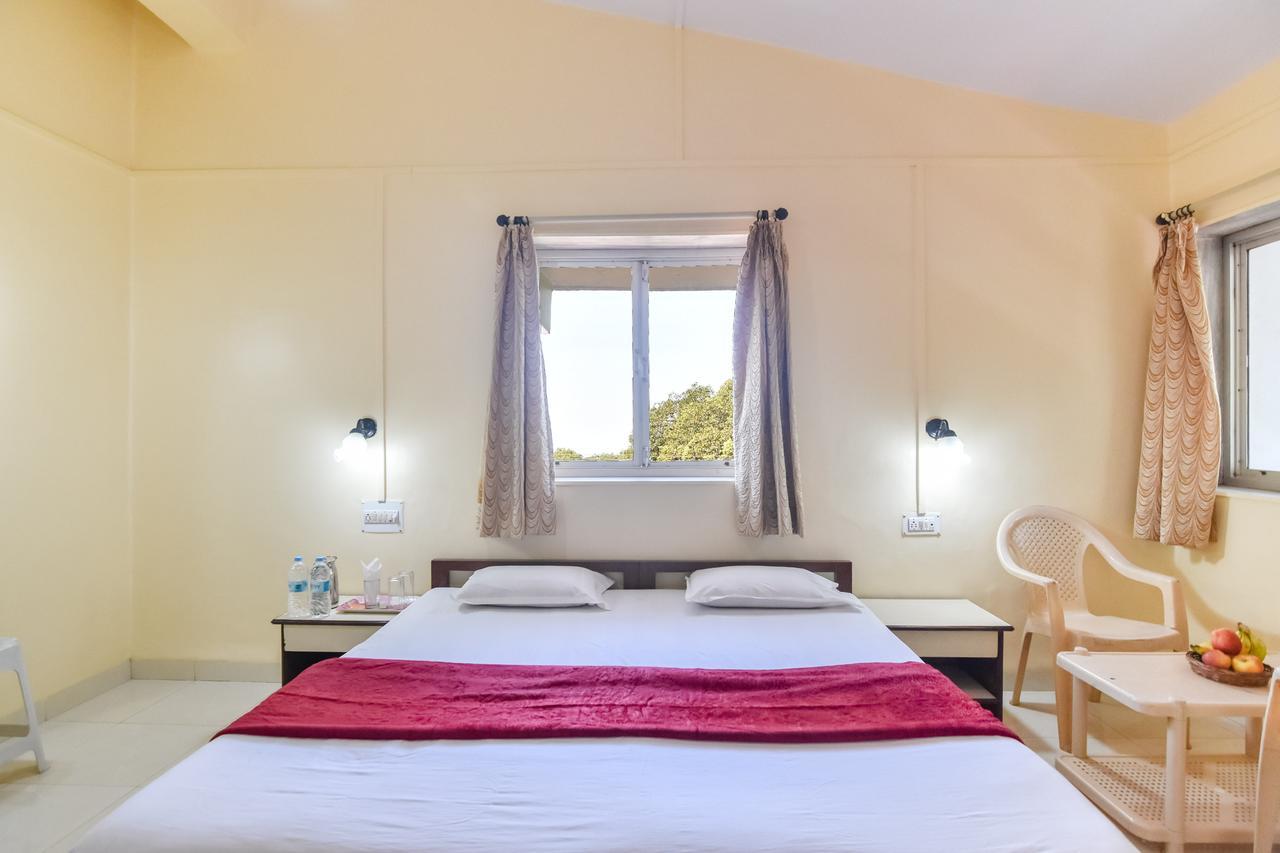 Mahābaleshwar Hotel Stone House מראה חיצוני תמונה