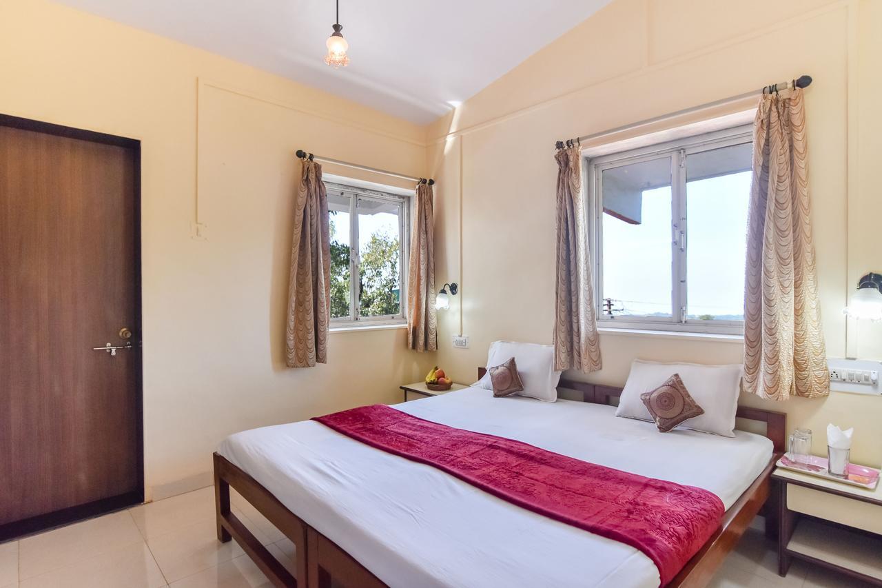 Mahābaleshwar Hotel Stone House מראה חיצוני תמונה
